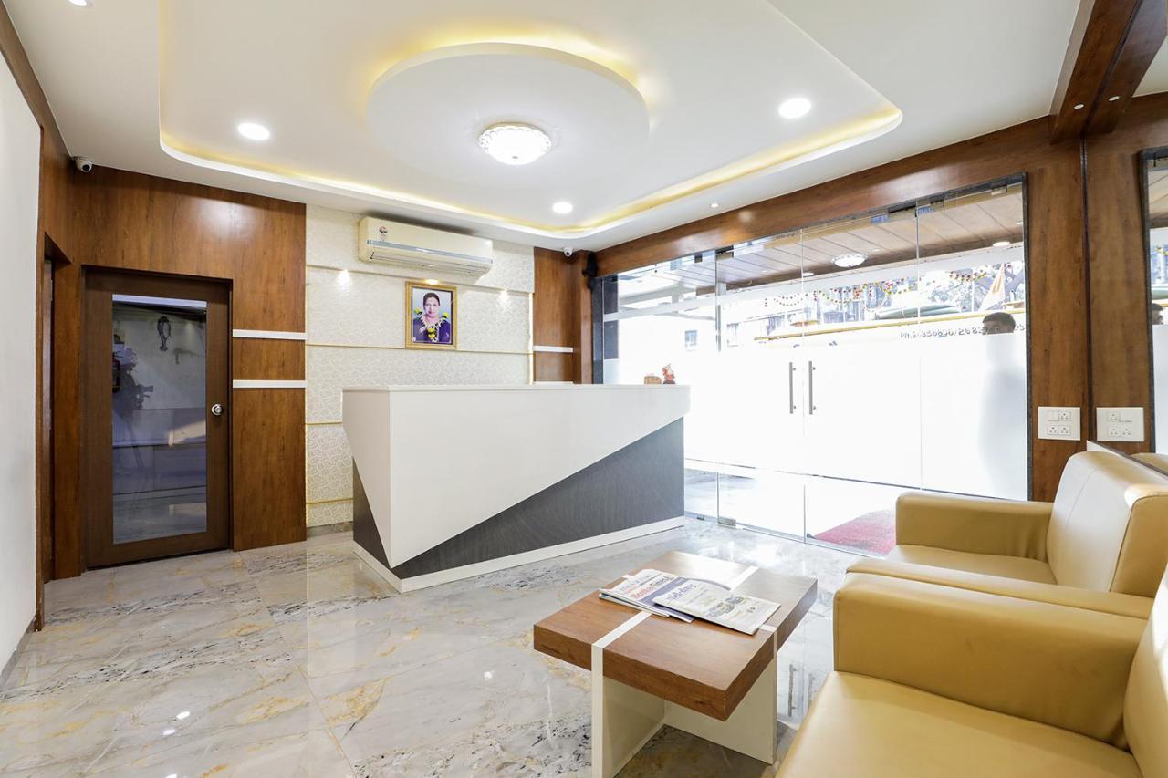 Hotel Ratna Mahal Мумбай Екстериор снимка